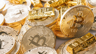 Bitcoin 72 bin doları aştı