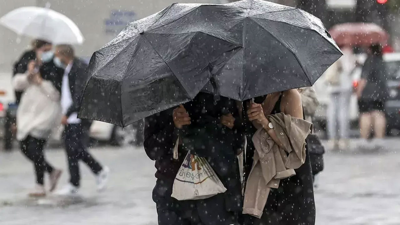 Yurt genelinde sağanak alarmı: Yağışlar bir s&uuml;re daha devam edecek