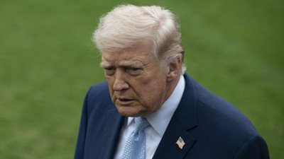 Trump'tan dev b&uuml;t&ccedil;e hamlesi! Rekor artış g&uuml;ndemde