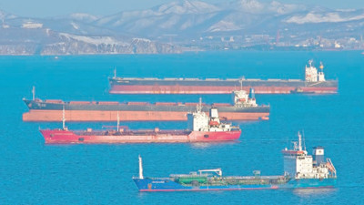 K&uuml;resel ticarette &lsquo;rota yeniden oluşturuluyor&rsquo;: H&uuml;rm&uuml;z&rsquo;deki d&uuml;ğ&uuml;m&uuml; &Uuml;mit Burnu &ccedil;&ouml;zecek