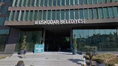 &Uuml;sk&uuml;dar Belediyesi&rsquo;ne ruhsat operasyonu: 20 kişi g&ouml;zaltına alındı