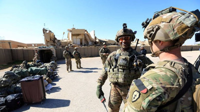 M&uuml;zakere beklenirken... ABD'den Orta Doğu'ya yeni asker sevkiyatı