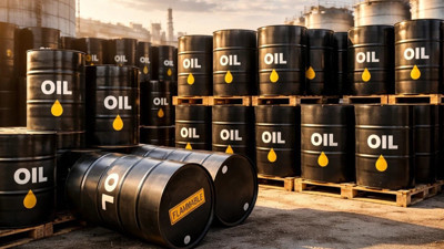 K&uuml;resel petrol talebinde alarm! Covid sonrası en sert d&uuml;ş&uuml;ş geliyor