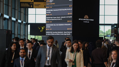 Antalya Diplomasi Forumu yoğun katılımla başladı