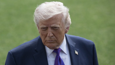 Trump&rsquo;tan H&uuml;rm&uuml;z a&ccedil;ıklaması: Tarafsız gemilere yardım başlayacak