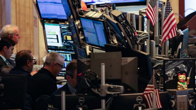 New York borsası karışık seyirle açıldı