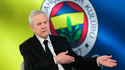 Aziz Yıldırım'dan mali disiplin vurgusu: 300-400 milyon dolarlık harcamalar Fenerbah&ccedil;e i&ccedil;in risk taşıyor