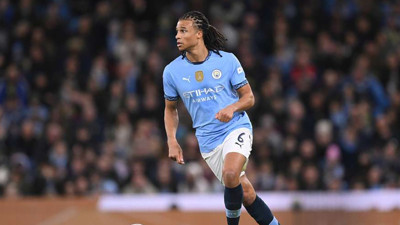 Fenerbah&ccedil;e, Hollandalı stoper Nathan Ake'yi kadrosuna kattı
