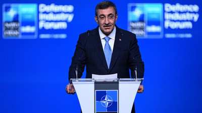 Cevdet Yılmaz'dan savunma sanayii mesajı: Kısıtlamaları masadan kaldırın