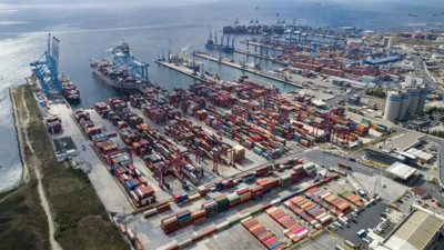 Yılın ilk yarısında TL ile dış ticaret y&uuml;zde 10,7 arttı