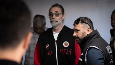 Son dakika... Etimesgut Belediyesi'ne operasyon: Başkan Erdal Beşik&ccedil;ioğlu g&ouml;zaltında