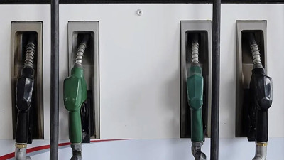 Akaryakıt fiyatlarında son durum! Benzin, motorin ve LPG'ye zam, indirim var mı? (13 Eyl&uuml;l 2026)