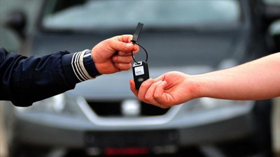 İkinci elde yaz hareketliliği: 907 bin ara&ccedil; el değiştirdi