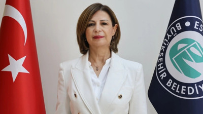 Ayşe &Uuml;nl&uuml;ce CHP'den istifa etti: Yeni Parti'ye katıldı