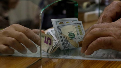 Dolar/TL'de yeni tahminler belli oldu: 2027 i&ccedil;in b&uuml;y&uuml;k ayrışma