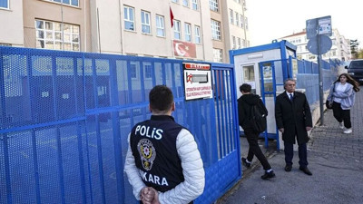 Bakan &Ccedil;ift&ccedil;i duyurdu: Okullarda g&uuml;venlik i&ccedil;in 31 bin g&ouml;revli sahada olacak