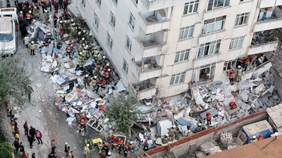Maltepe'de &ccedil;&ouml;ken binanın &ouml;n raporu &ccedil;ıktı: Ka&ccedil;ak katlara yıkım kararı uygulanmamış