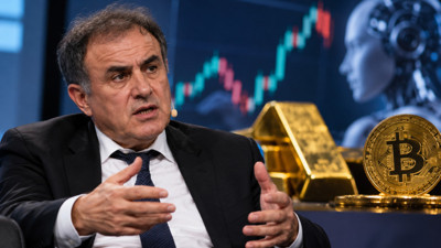 2008 krizini bilen ekonomist yatırım tercihini a&ccedil;ıkladı: Bitcoin mi, altın mı?