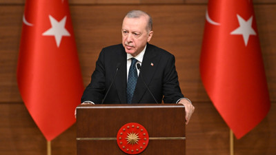 Cumhurbaşkanı Erdoğan'dan fon krizi mesajı: Kimin sorumluluğu varsa gereğini yapacağız