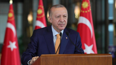 Cumhurbaşkanı Erdoğan'dan T&uuml;rk d&uuml;nyasına birlik mesajı: Ekonomik b&uuml;t&uuml;nleşme vurgusu