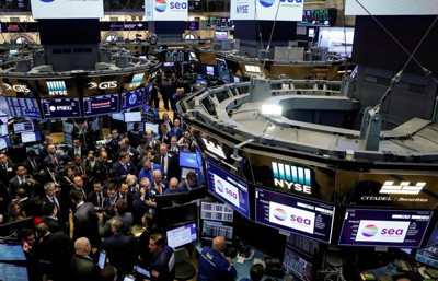 New York borsası düşüşle açıldı