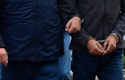 İstanbul merkezli FETÖ operasyonunda 35 kişi tutuklandı