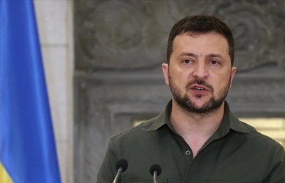 Zelenskiy, 1 Aralık’ta Paris’te Macron ile bir araya gelecek