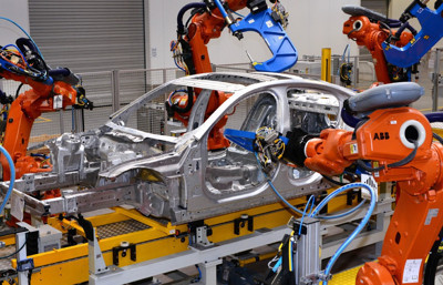 Otomobil devi süreyi uzattı, zarar çok büyük