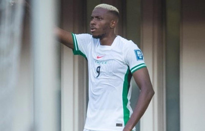 Victor Osimhen Nijerya'da şov yaptı