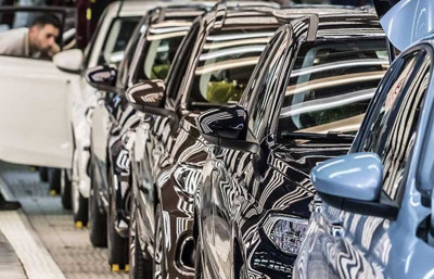 Otomotiv hisseleri ekimde karışık seyretti