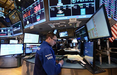 New York borsası karışık seyirle açıldı