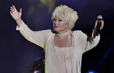 Türk sanat müziğinin efsane sesi Muazzez Abacı hayatını kaybetti