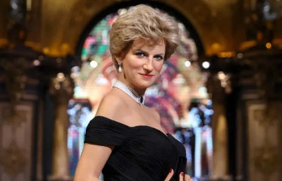 Prenses Diana'nın balmumu heykeli 'intikam elbisesi' ile ilk kez sergilendi