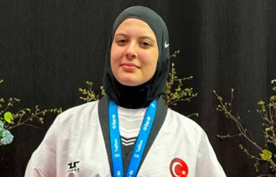 Milli tekvandocu Elifnaz Köseoğlu, gençlerde Avrupa şampiyonu oldu