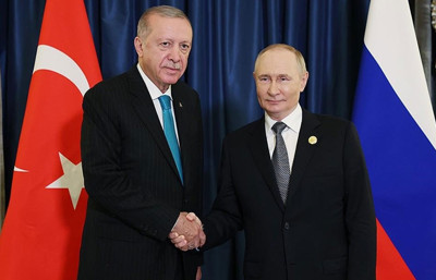 Erdoğan ve Putin telefonda görüştü: Barış için hazırız