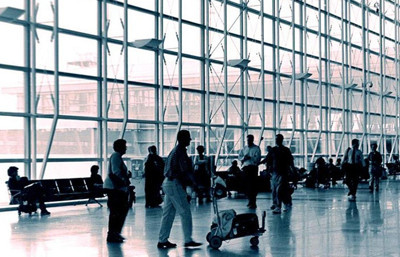 ABD'yi kar vurdu! 2 bin 500 uçuş iptal oldu