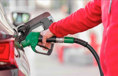 Motorinin ardından benzinde indirim yolda: Tarih belli oldu