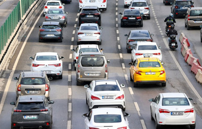 Nisanda 182 bin yeni taşıt trafiğe kaydedildi