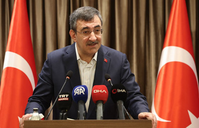 Yılmaz: Türkiye ekonomisi küresel rekabette konumunu güçlendiriyor