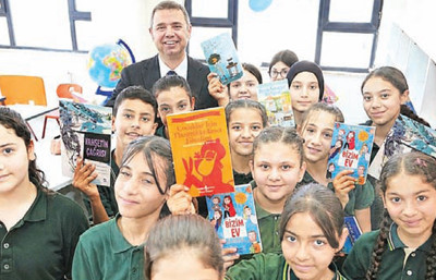 Anadolu Sigorta’dan 11 bin kitaplık 10 kütüphane: “Kitapla kurulan bağ geleceği şekillendiriyor”