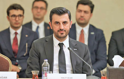 Türkiye-Irak ilişkilerinde hedef ticaretten birlikte üretime geçmekTürkiye ile Irak arasındaki ticari ve ekonomik ilişkilerde yeni bir dönem başlıyor. Ankara’da Cumhurbaşkanlığı Külliyesi’nde imzalanan 5 anlaşmanın ardından önümüzdeki süreçte gerçekleştirilecek...