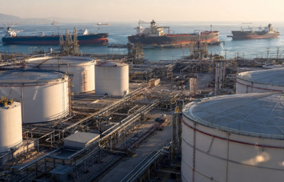 Brent 88 doların altına indiABD-İran hattında ateşkes çıkmazı ve Hürmüz riski sürerken petrol fiyatları talep endişeleriyle geriliyor. Brent 88 doların altına inerken OPEC ve IEA tahminleri ile ABD stoklarındaki sürpriz artış...