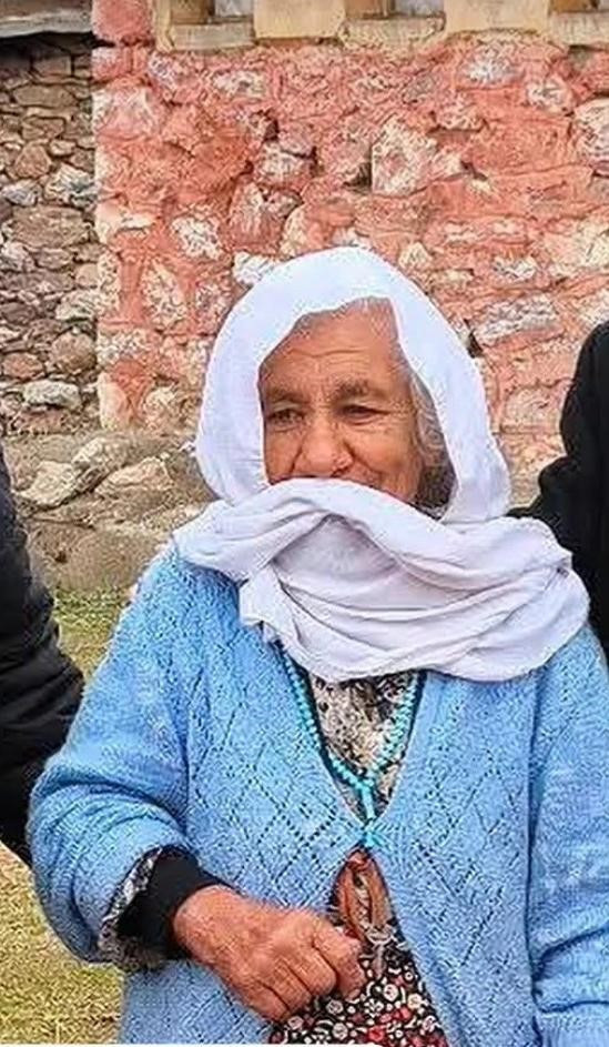 Eliyle tilki yakalayan Tayyibe Nine'den acı haber - Resim : 1