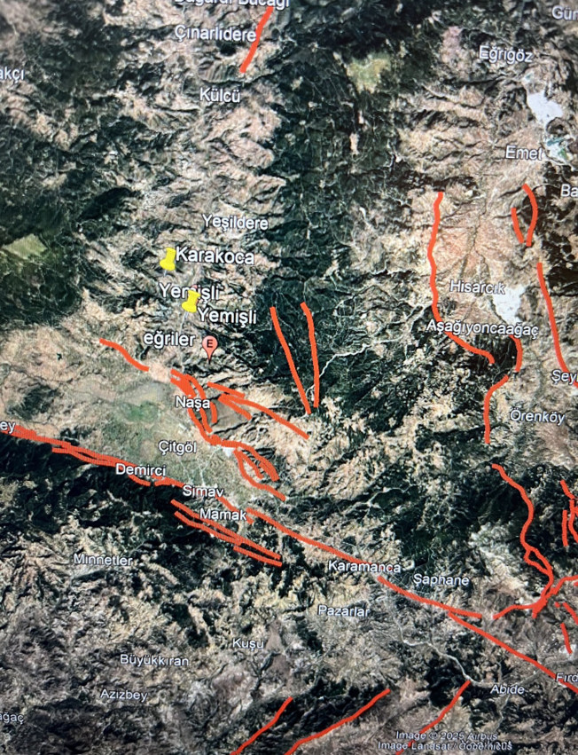 Kütahya'da 5,4 deprem! Naci Görür açıkladı: 'Bölge gerilme altında' - Resim : 1