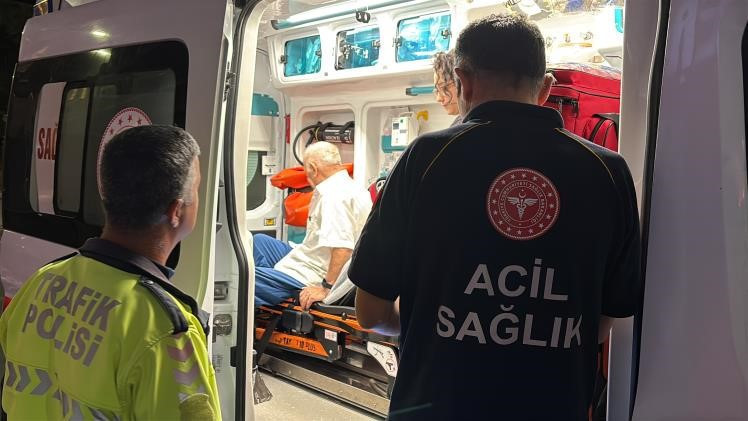 Direksiyon başında kalp krizi ge&ccedil;irdi, imdadına polis yetişti - Resim : 1
