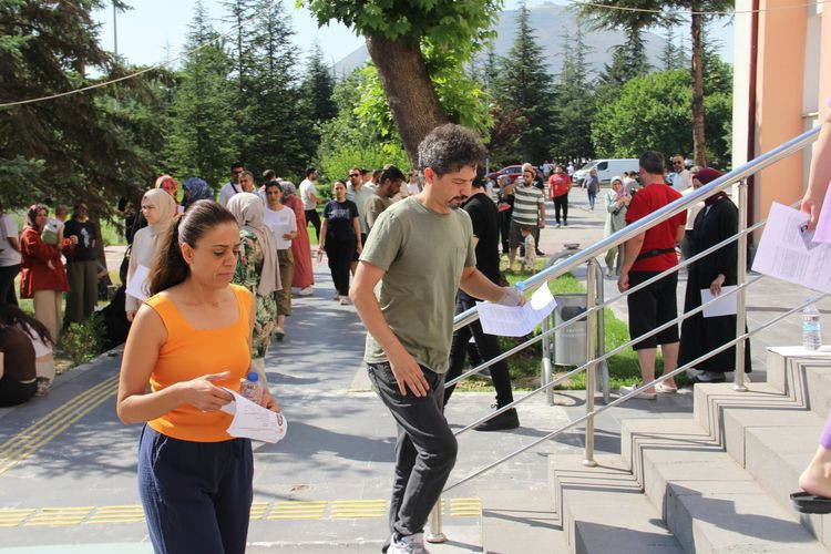 10 bin öğretmen atama takvimi belli oldu mu? Öğretmen ataması başvuruları ne zaman? - Resim: 2