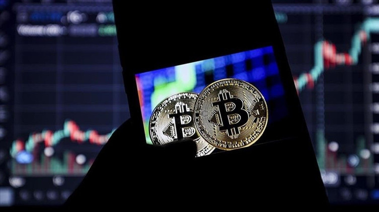 Bitcoin'de sert düşüş! Kritik eşik alarm veriyor