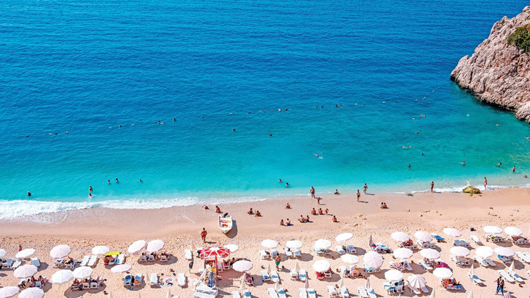 Türkiye ekonomisinin bacasız sanayisi: 2025 yılında turizmin makro dinamikleri ve stratejik dönüşümü