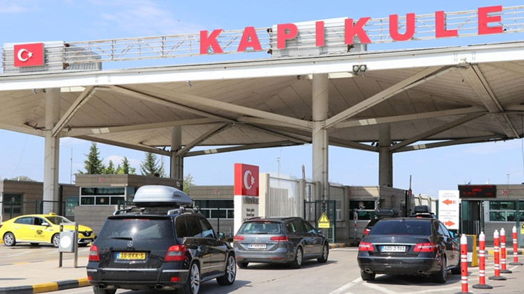 Gümrük duvarları geri geliyor: Ama bu sefer adı gümrük değil