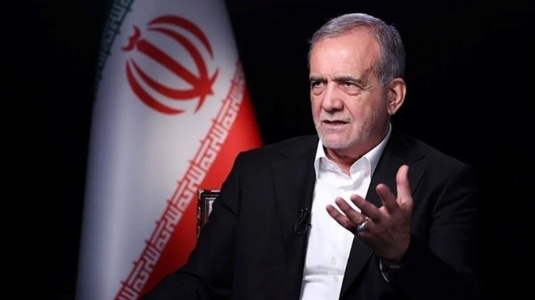 İran'dan ABD'ye mesaj: 'Baskı altında müzakere yok'